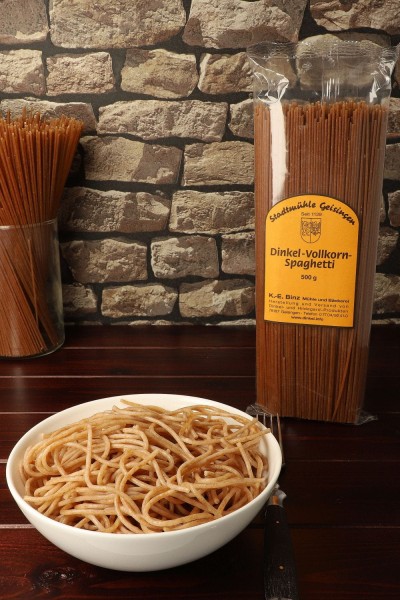 MAKARON-SPAGHETTI-PELNOZIARNISTY.jpg