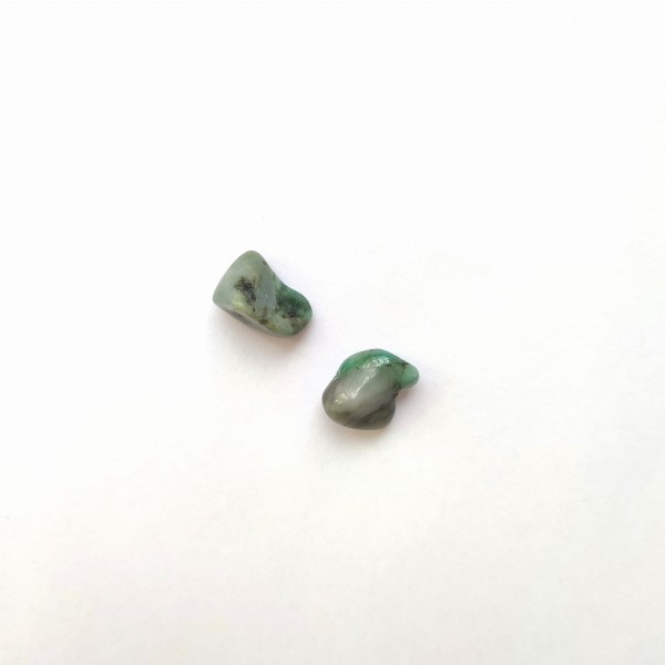 SZMARAGD-KAMIEN-POLEROWANY-1,5-2CM.jpg